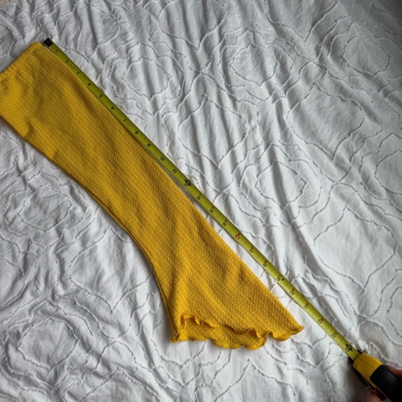 Shein Yellow Long Sleeves Knit and Mesh Sparkle Rhinestone Halter Bundle - Picture 6 of 9